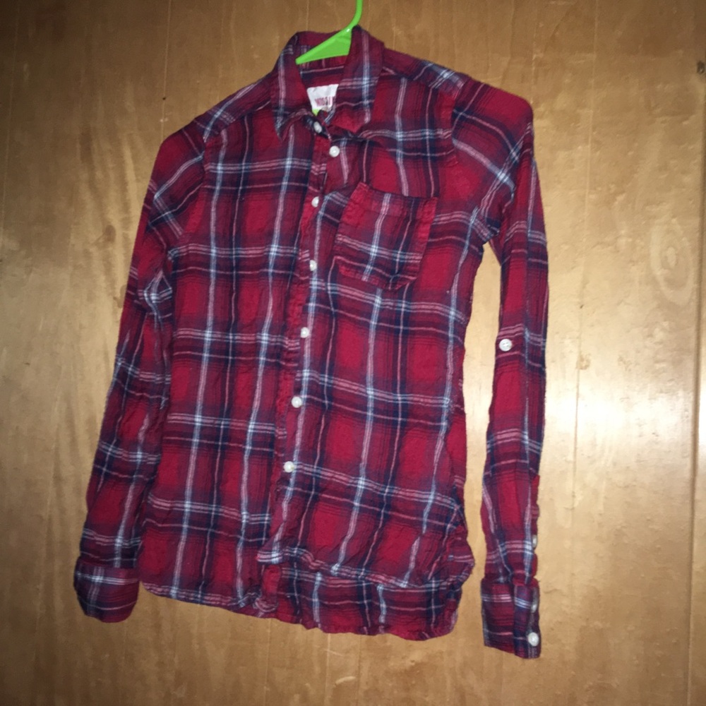 Long sleeve plaid shirt